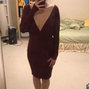 Wine maroon long sleeve backless dress